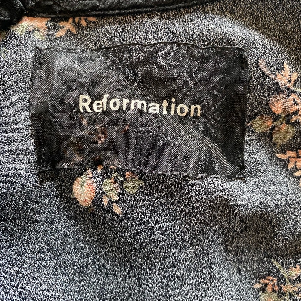Reformation Rosetti Dress. 🌹 - Picture 14 of 14